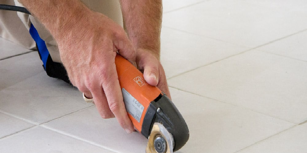 Expert Grout Steam Cleaning Service - Restore and Renew Tile Surfaces